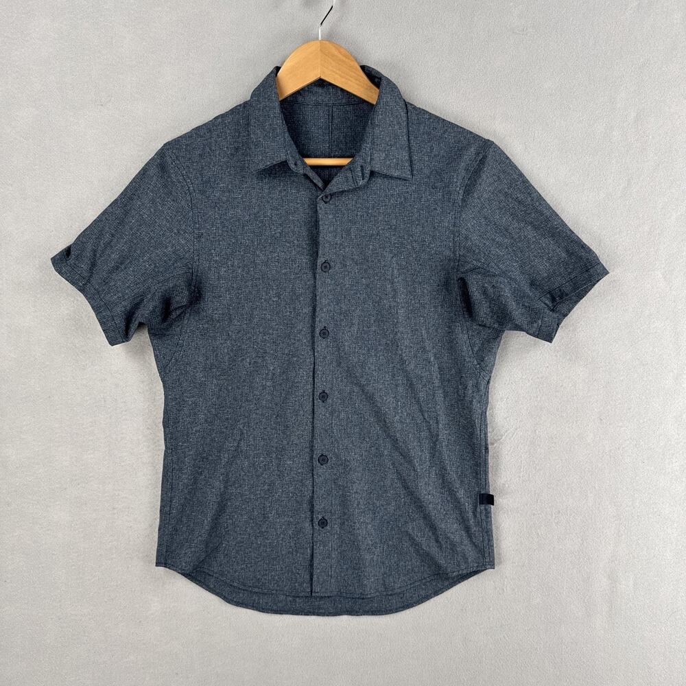 Lululemon Airing Easy Shirt Mens Medium Gray Short Sleeve Button Up Lightweight